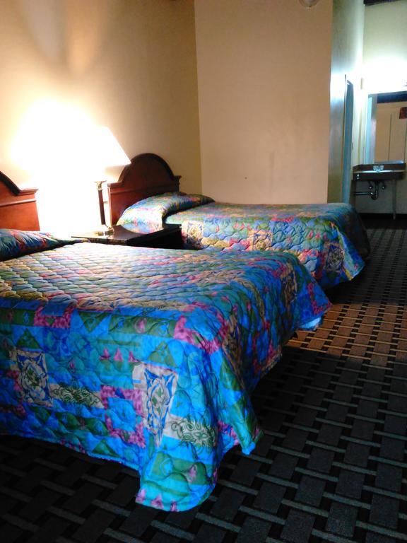 Honeyspot Motor Lodge สแตรทฟอร์ด ภายนอก รูปภาพ